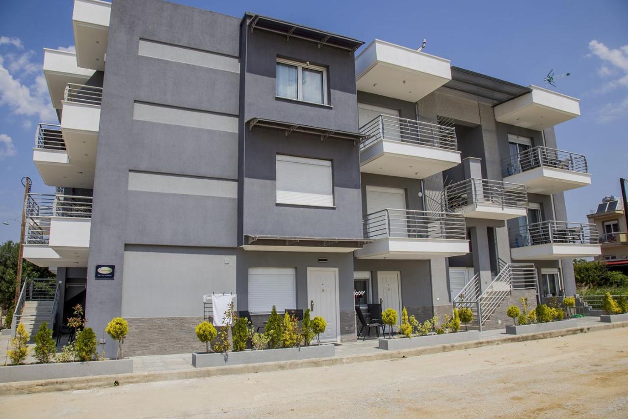 Kasta Bnb Ofrínion Exterior foto